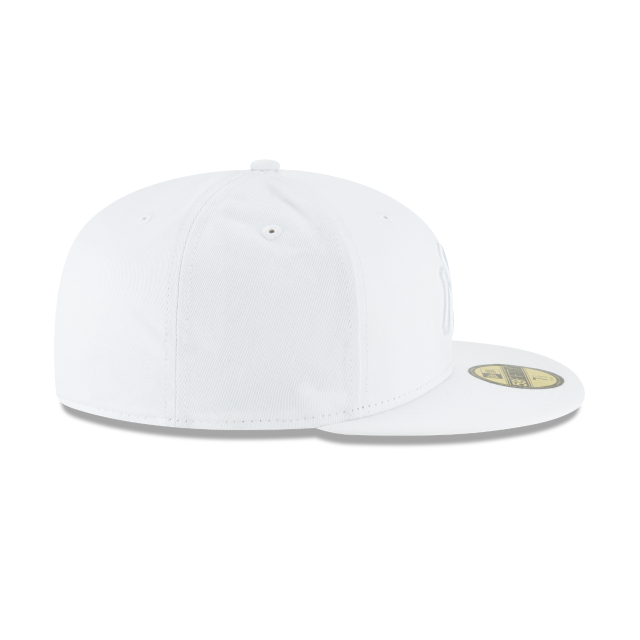New York Yankees MLB New Era Men White on White 59Fifty Basic Fitted Hat product image 3, provided for visual reference and