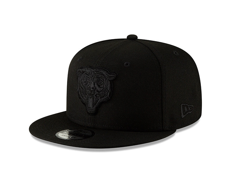 Chicago Bears Black on Black Bear Head 9FIFTY Snapback product image 1, provided for visual reference and product detail