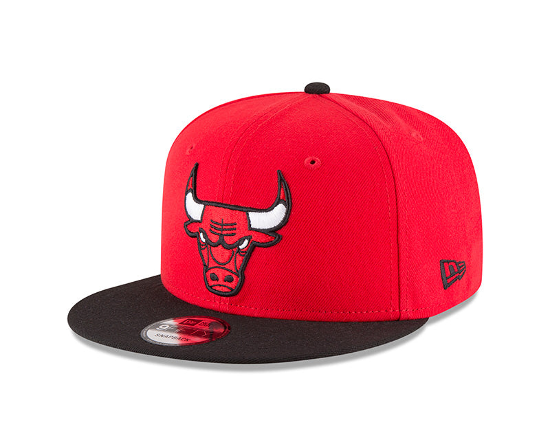 Chicago Bulls Red/Black Two Toned 9FIFTY Snapback product image 1, provided for visual reference and product detail review