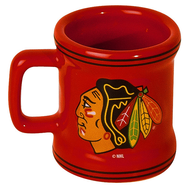 Chicago Blackhawks Red 2 oz. Sculpted Mini Mug by Boelter product image 1, provided for visual reference and product detail