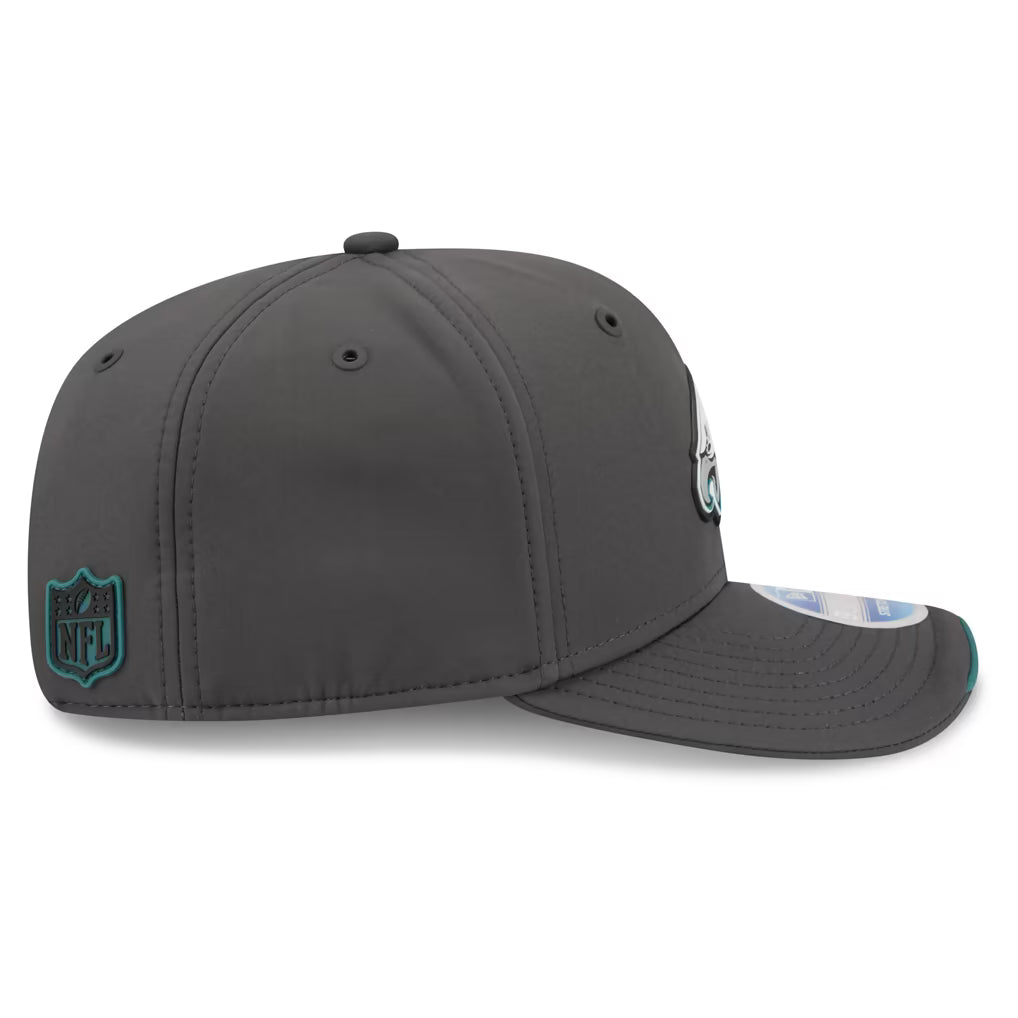 Philadelphia Eagles NFL New Era Men Charcoal 9Seventy 2026 Sideline Cold Weather Stretch Snapback product image 4, provided