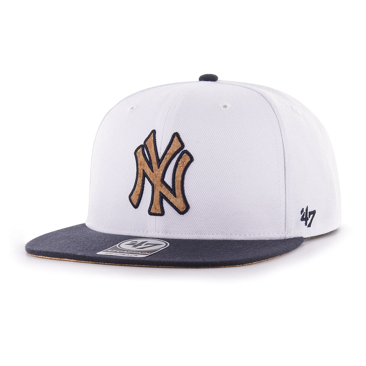 New York Yankees MLB 47 Brand Men White Corkscrew Captain Snapback product image 1, provided for visual reference and